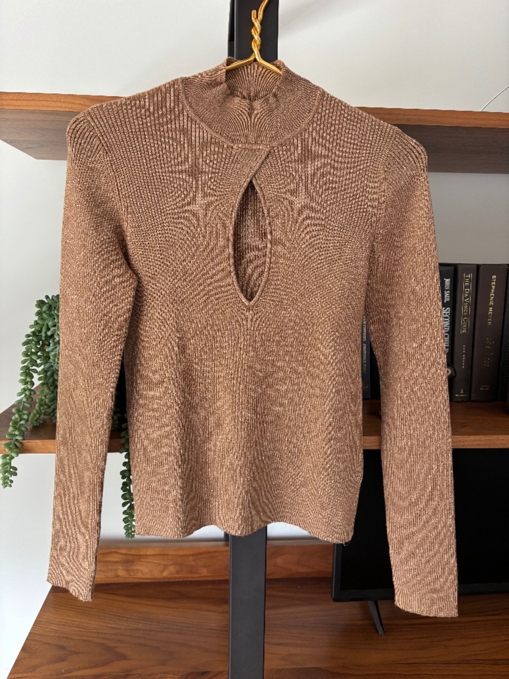 Lush Gold Metallic Sparkle Ribbed Keyhole Top